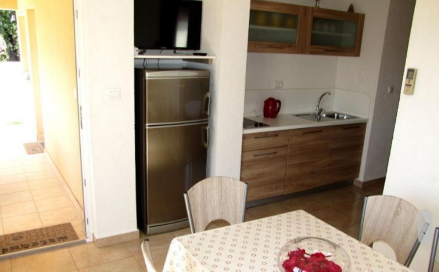 Sunny Apartments Bibinje Exterior photo